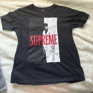 Men’s supreme scarface tshirt